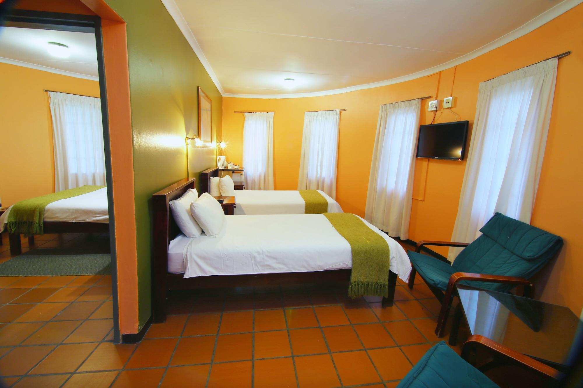 Kalahari Arms Hotel Khemsbok Exterior photo